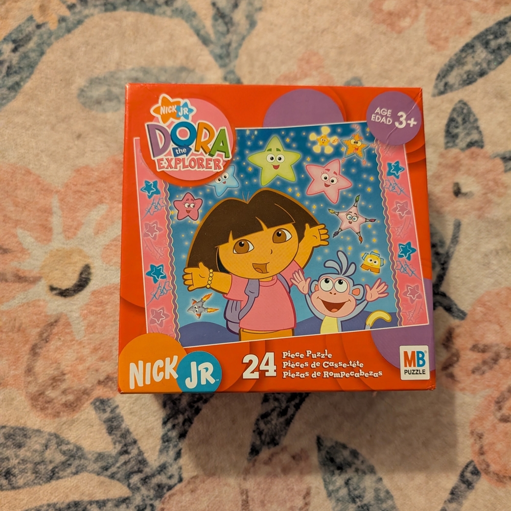 💥3/$24 Nickelodeon Dora the Explorer Puzzle -‎ Red and Blue